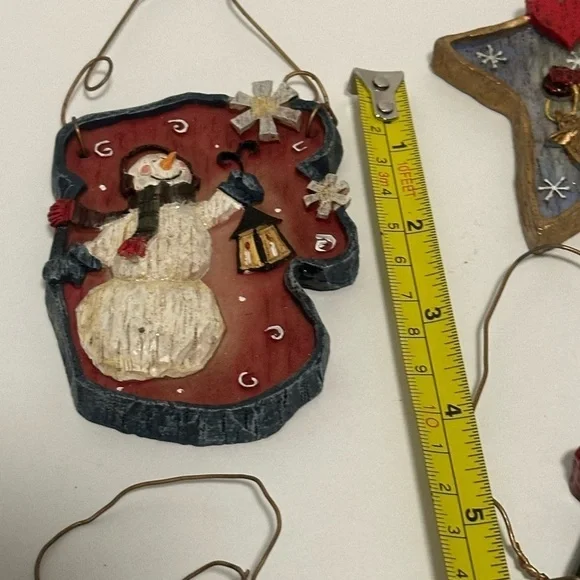 A Collection of 5 Snowman Christmas Tree Ornaments - Picture 10 of 11